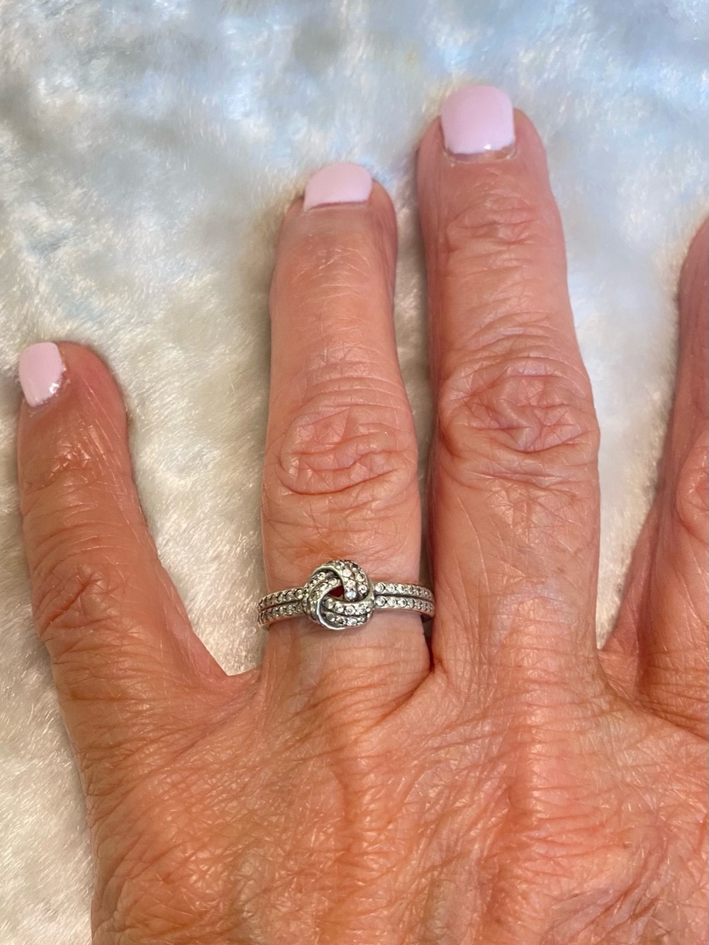 🍀Pandora Sterling Silver “Love Knot” Ring